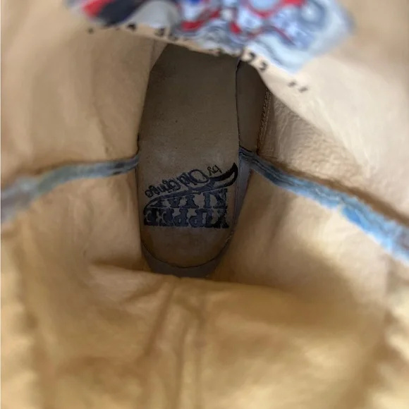 Old Gringo Turquoise and Brown Cowgirl Boots - Picture 8 of 10